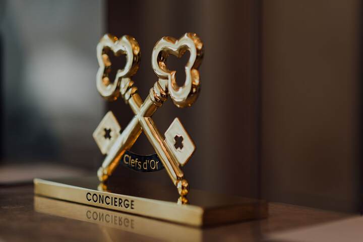 Concierge desk