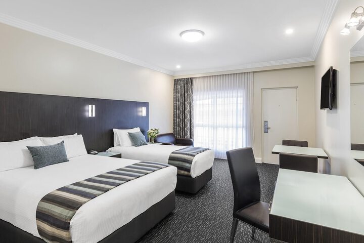 Room 20 of 38
