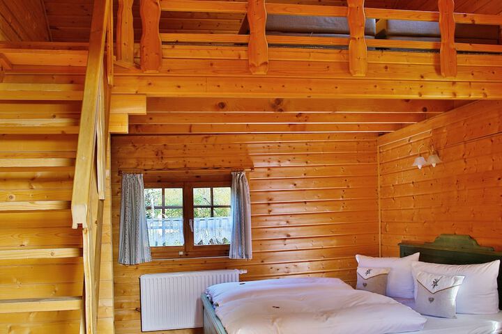 Room 3 of 60