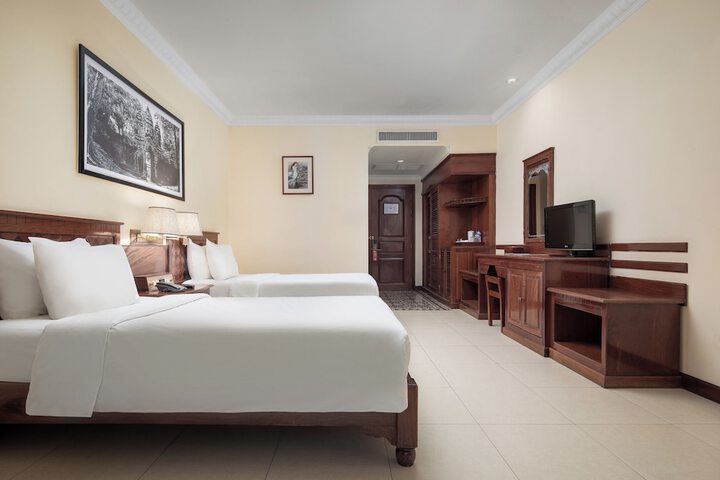 Room 19 of 51