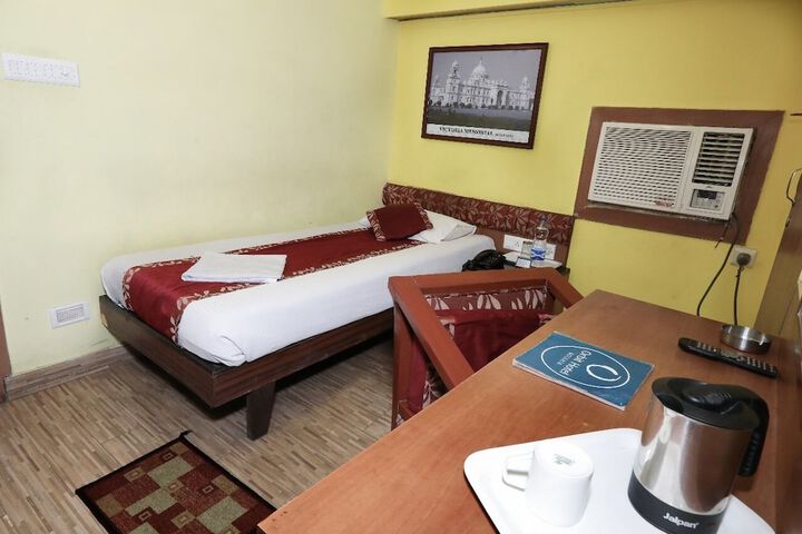 Room 7 of 14