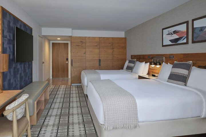 Room 41 of 107