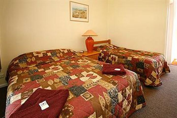 Room 15 of 17