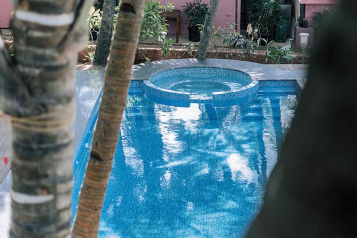 Pool 35 of 96
