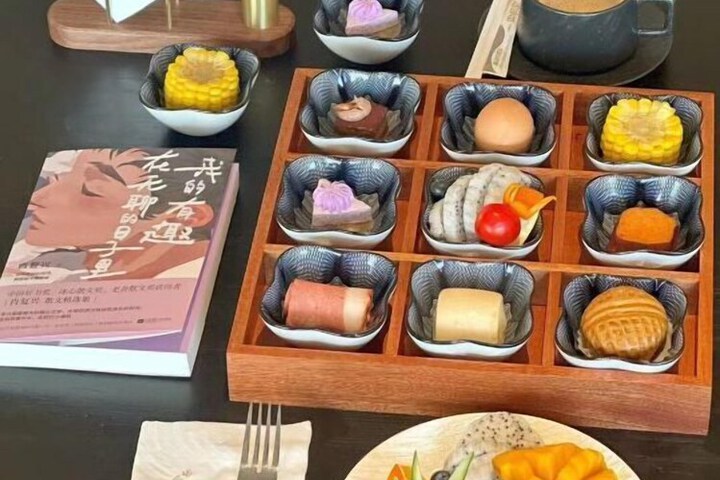 Breakfast/Coffee Service 52 of 64