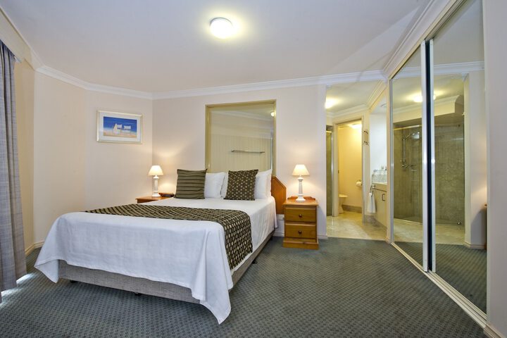 Room 7 of 44