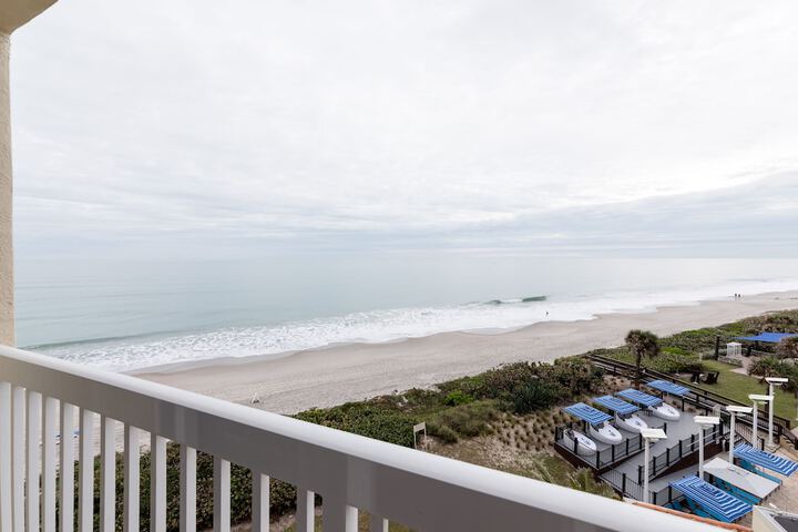 Beach/ocean view