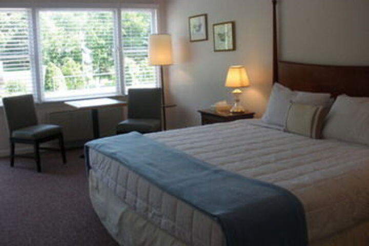 Room 22 of 40