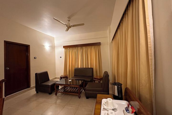 Room 5 of 37