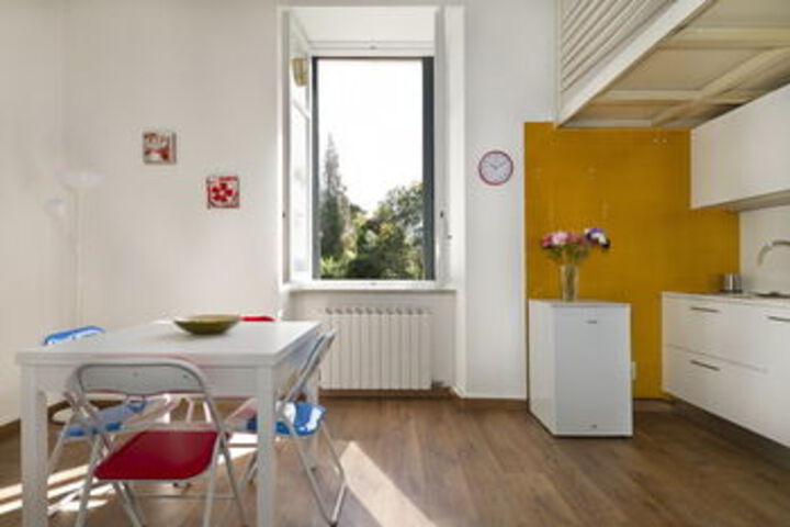 Room 43 of 74