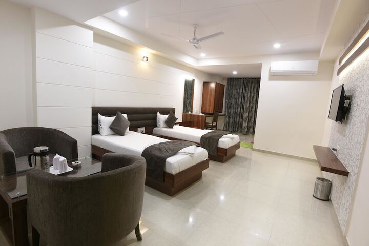 Hotel Luxura