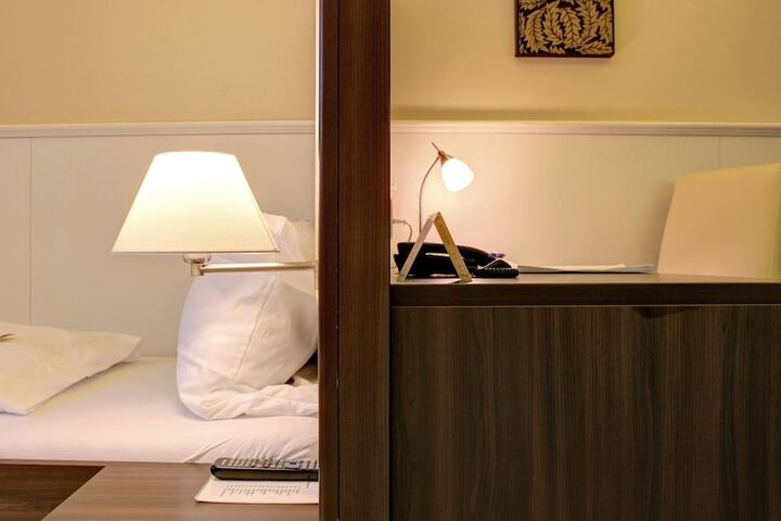 Room 26 of 44