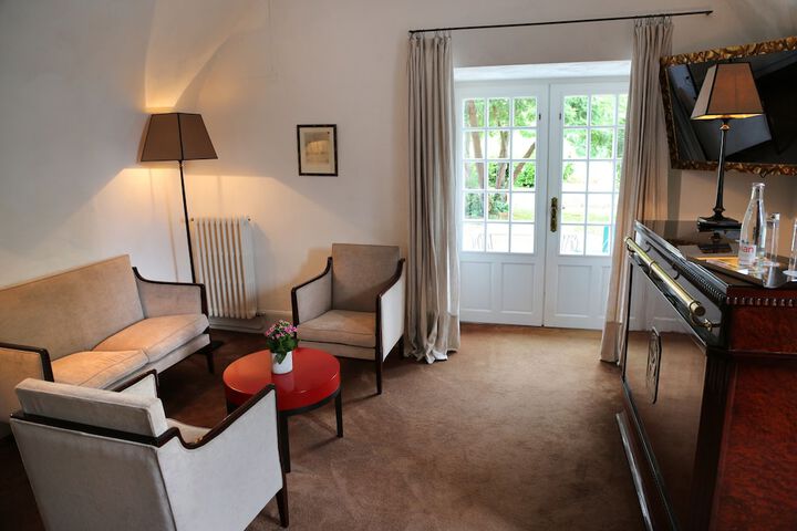 Room 26 of 69