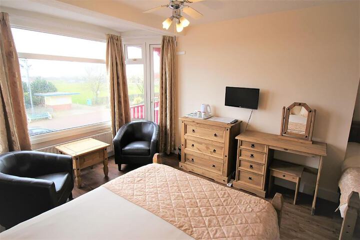 Room 47 of 92