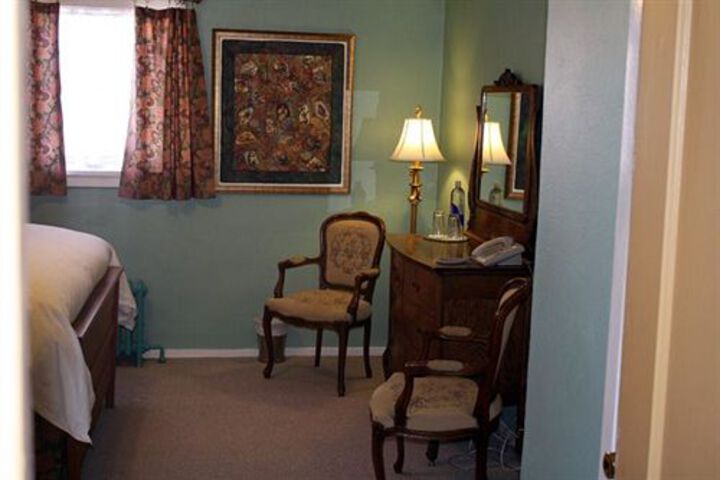 Room 18 of 31