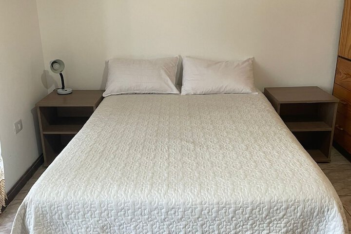 Room 9 of 18