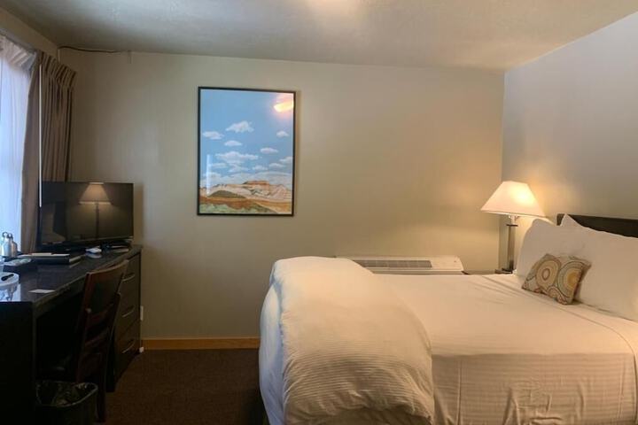Room 58 of 165