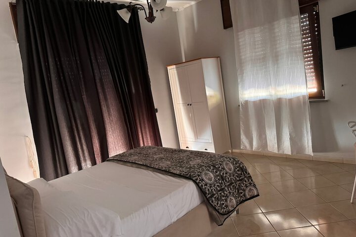 Room 13 of 51