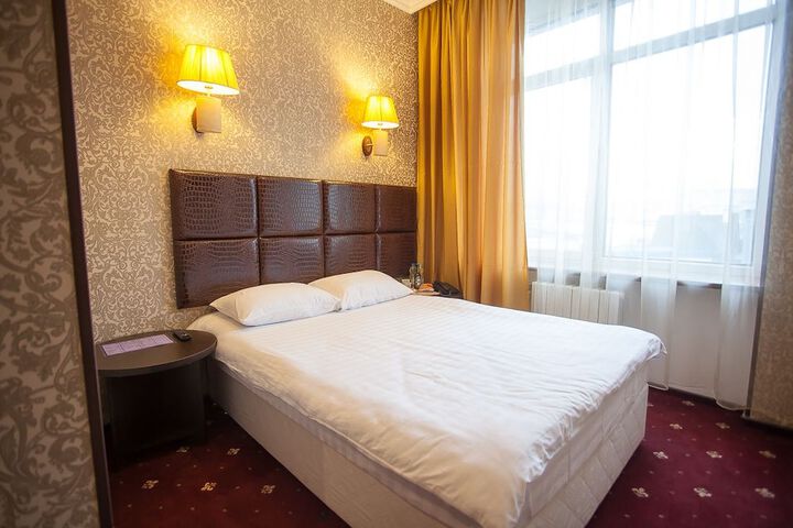 Room 12 of 39