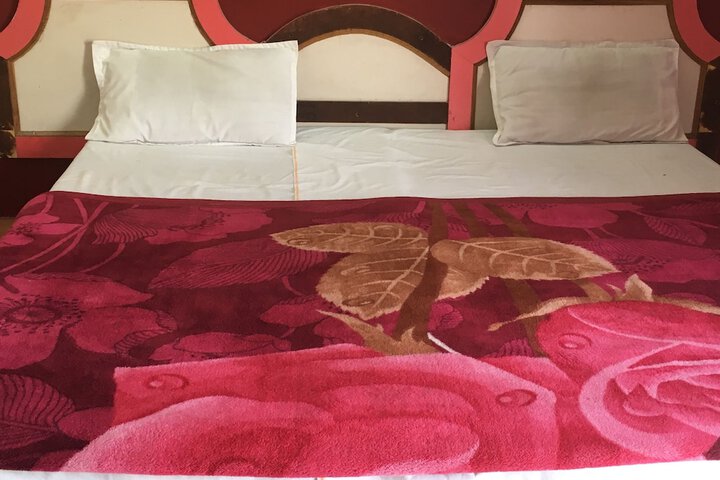 Room 10 of 25