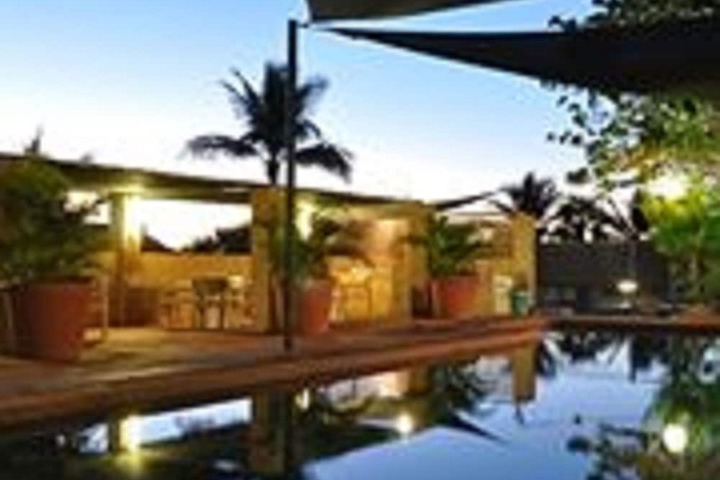 Pool Hotel
