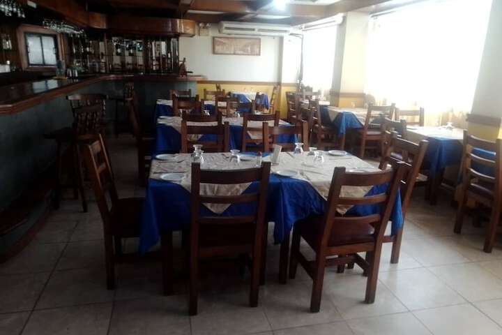Dining 9 of 9