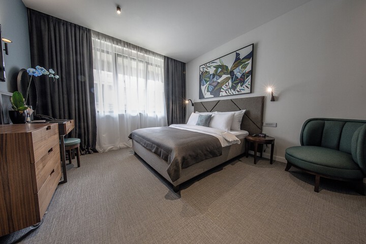 Room 17 of 70