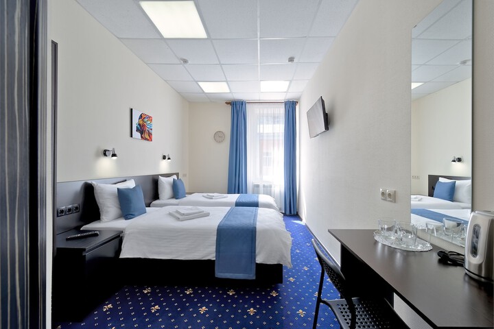 Room 15 of 40