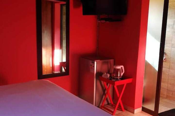 Room 17 of 98