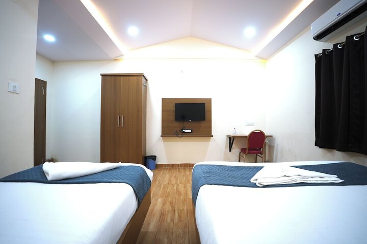 Room 7 of 26