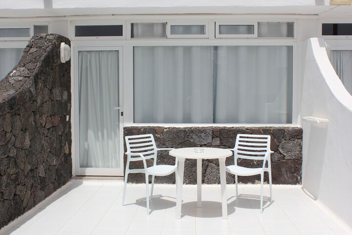 Terrace/Patio 13 of 29
