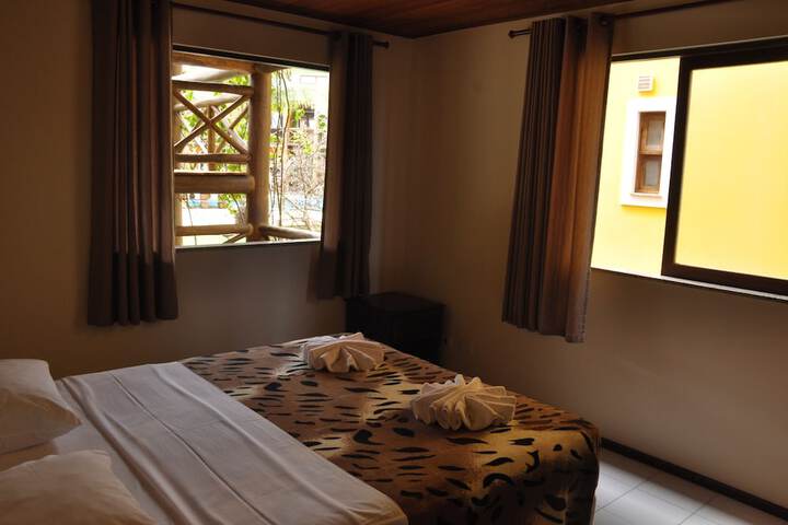 Room 3 of 33