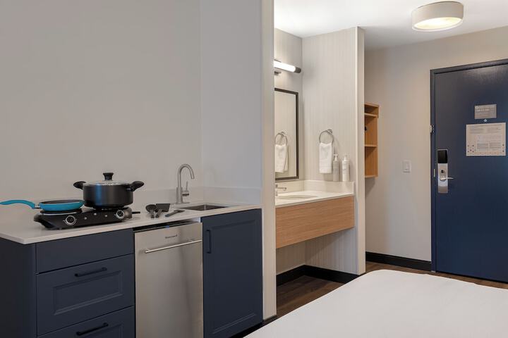Private kitchenette