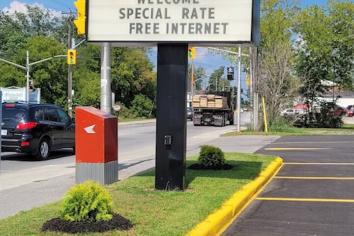 Arnprior Motor Inn