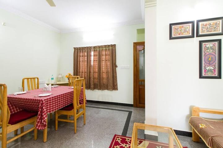 Dining Photos