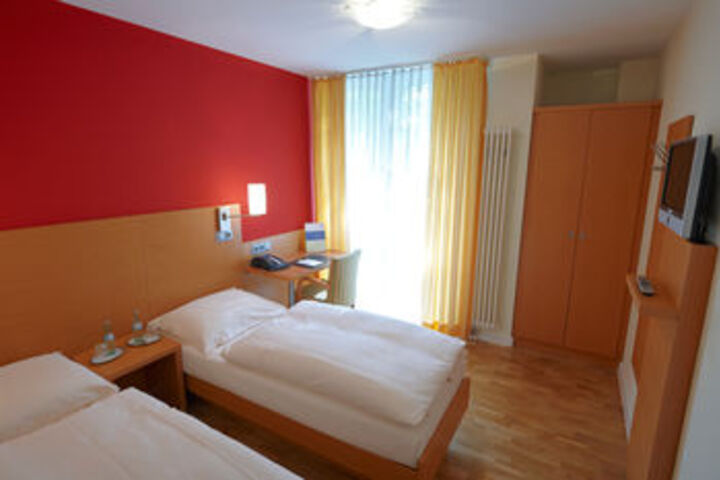 Room 17 of 58