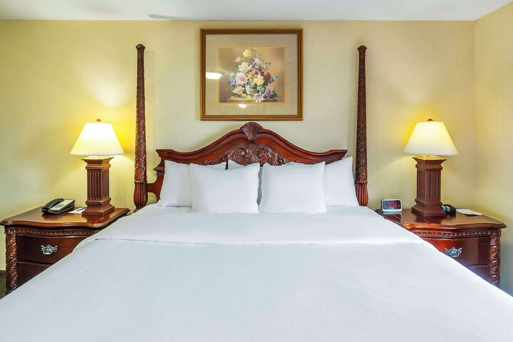 Room 21 of 54