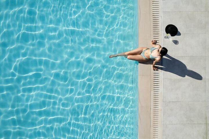 Pool 40 of 87