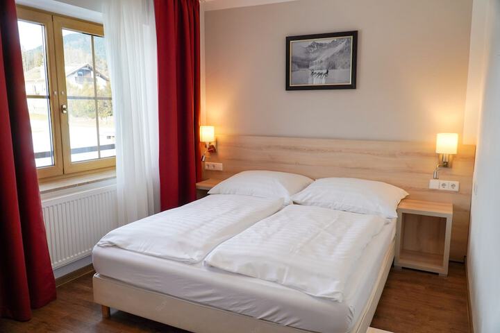 Room 15 of 73