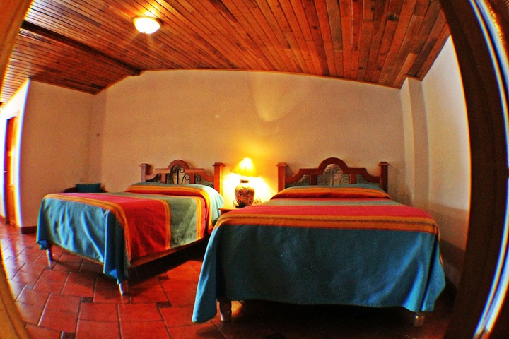 Room 5 of 15