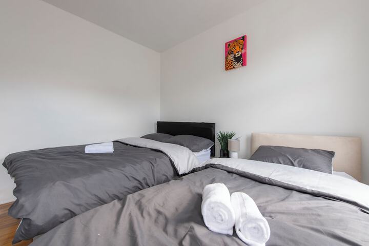 Room 20 of 37