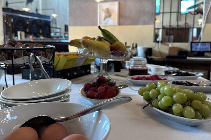 Breakfast/Coffee Service 35 of 43
