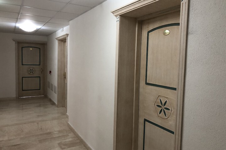 Ballroom/Hall 54 of 57
