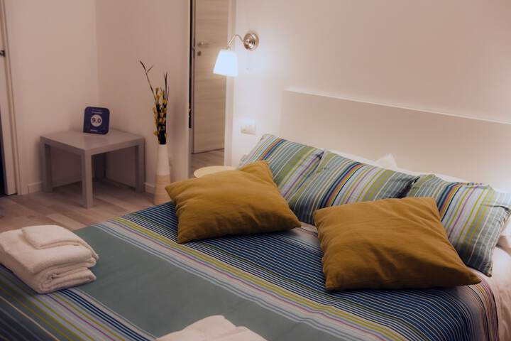 Room 15 of 32