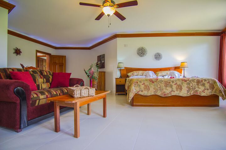 Room 16 of 112