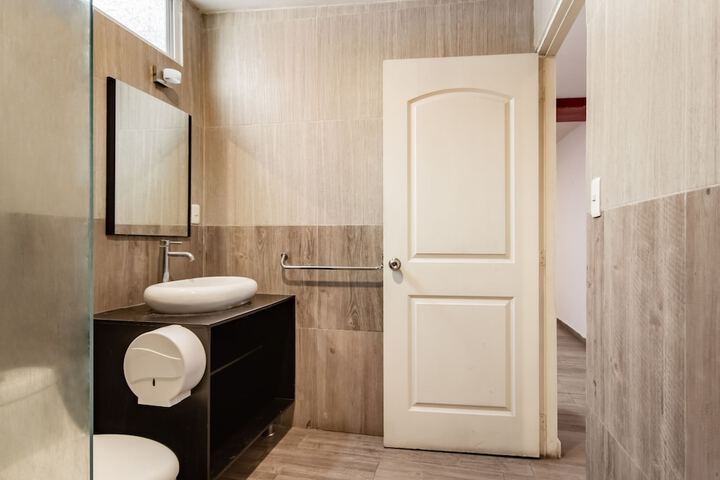 Room 2 of 13