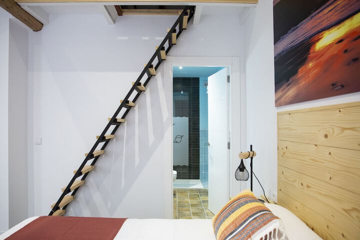 Room 73 of 164