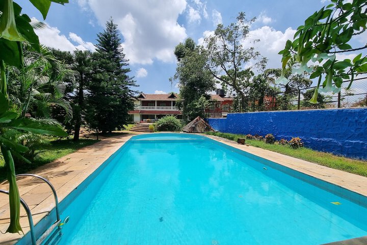 Pool 19 of 38