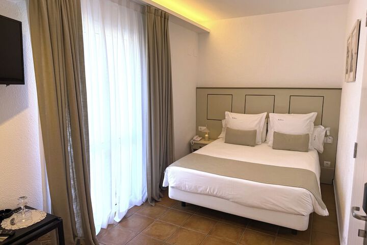 Room 20 of 62
