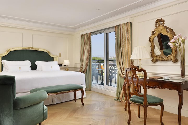 Room 50 of 114
